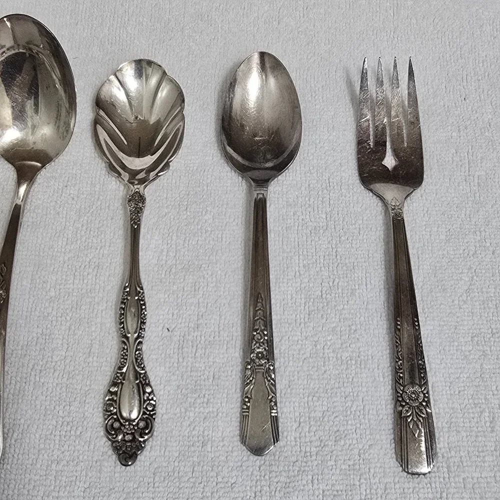 VTG Serving Spoon Fork Lot of 15 Floral Art‎ Some Silverplated